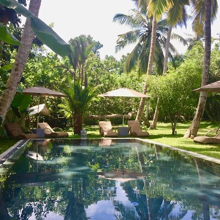 Stuthi Villa อาฮานกามา ภายนอก รูปภาพ