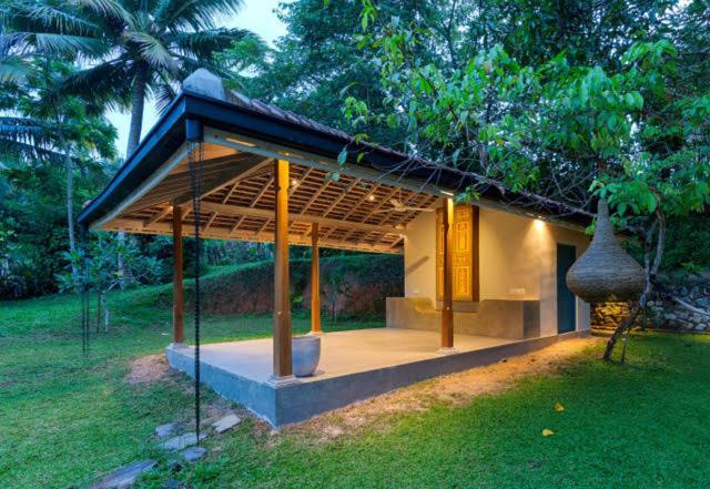 Stuthi Villa อาฮานกามา ภายนอก รูปภาพ