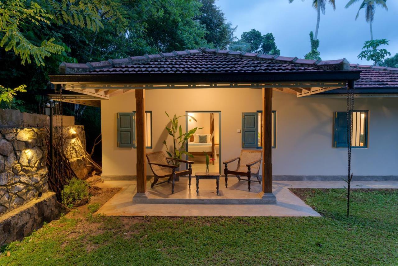 Stuthi Villa อาฮานกามา ภายนอก รูปภาพ