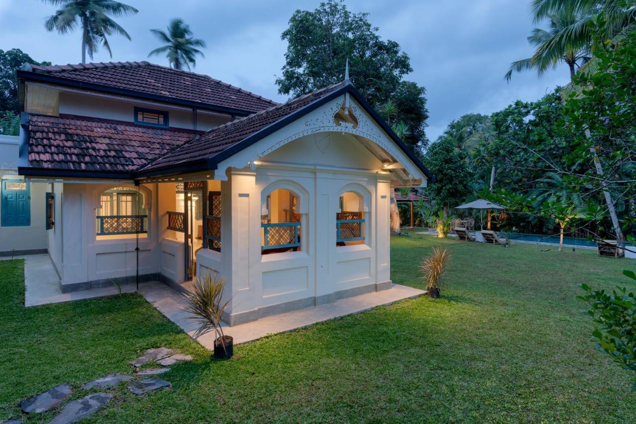 Stuthi Villa อาฮานกามา ภายนอก รูปภาพ