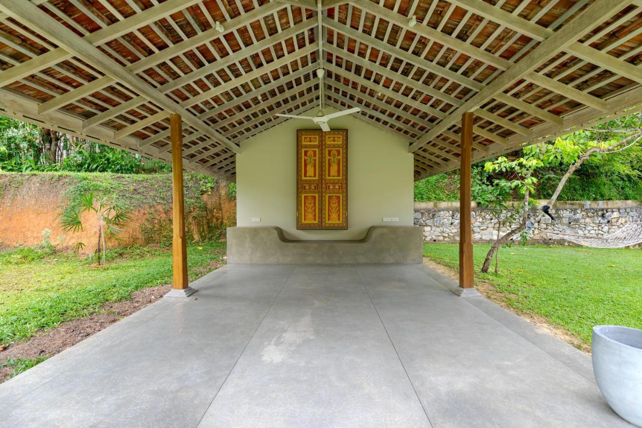 Stuthi Villa อาฮานกามา ภายนอก รูปภาพ