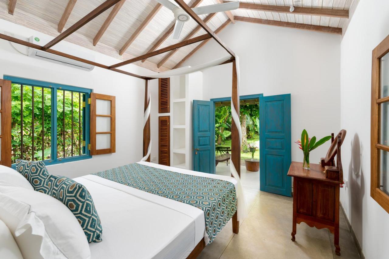 Stuthi Villa อาฮานกามา ภายนอก รูปภาพ