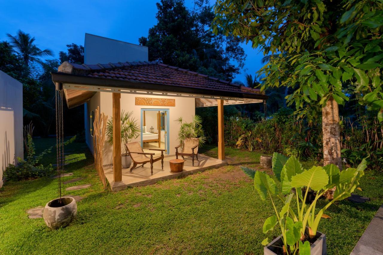 Stuthi Villa อาฮานกามา ภายนอก รูปภาพ